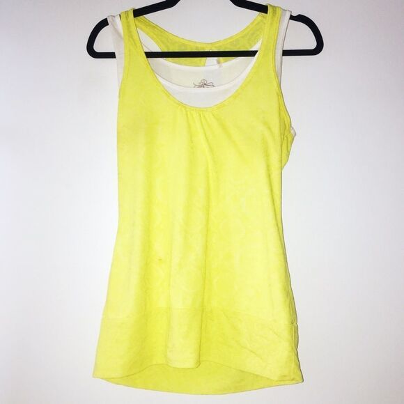 — Zella — Soft Yellow Active Tank Size Small - Picture 1 of 8